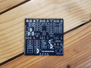 PCB The Revolution - Comp